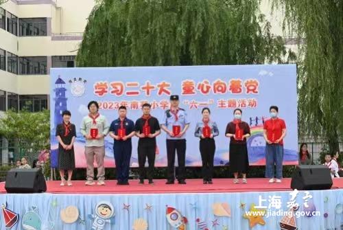 88f6d79a2056409c8a9314ee8114d574.jpg 88f6d79a2056409c8a9314ee8114d574.jpg