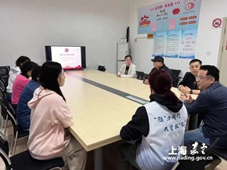 便民入社区，暖心邻距离